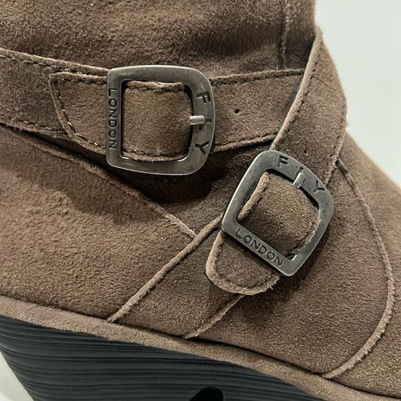 Fly London Perz Brown Suede Wedge‎ Buckle Boots Booties Size 37 - Picture 9 of 13